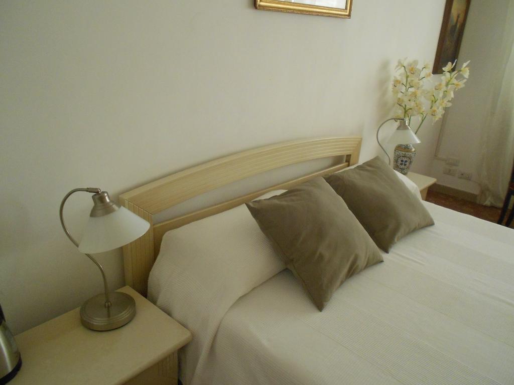 A Casa Chiecchi B&B Rom Exteriör bild