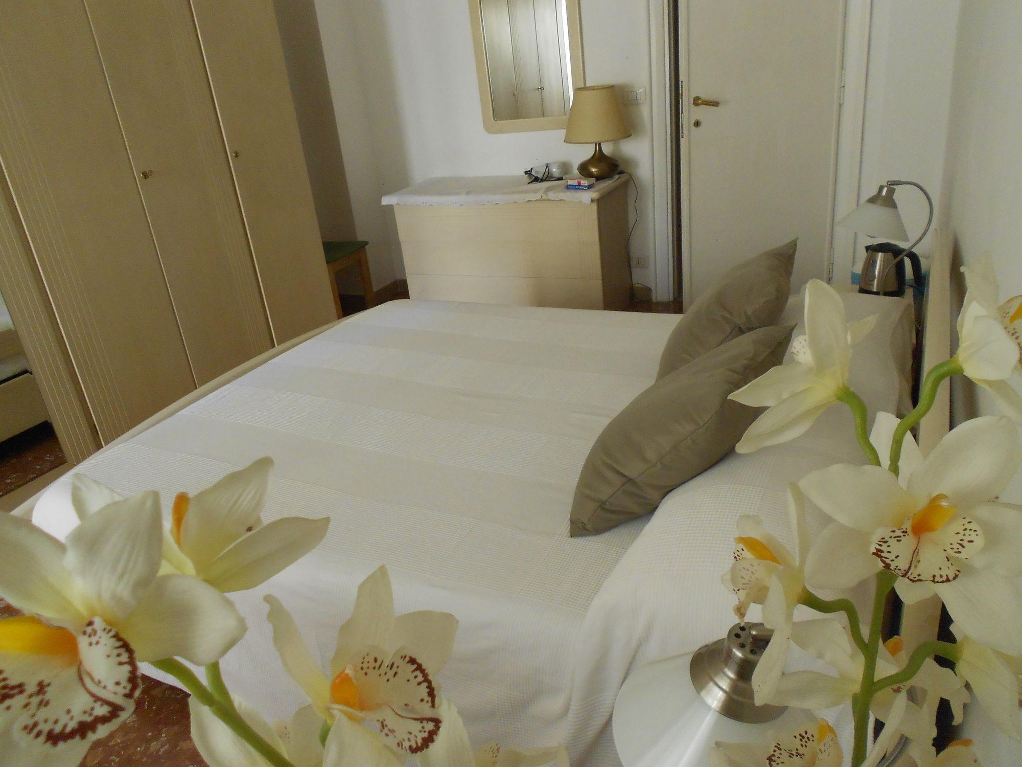 A Casa Chiecchi B&B Rom Exteriör bild